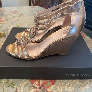 Vince Camuto wedges